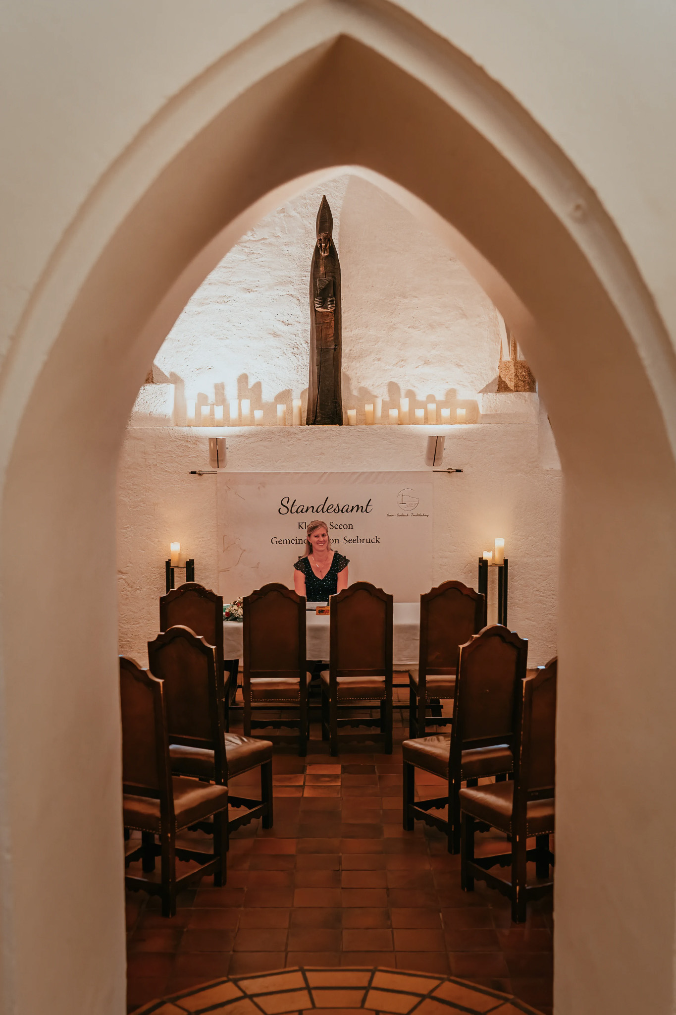Gotischer Keller im Kloster Seeon als Trauraum des Standesamts